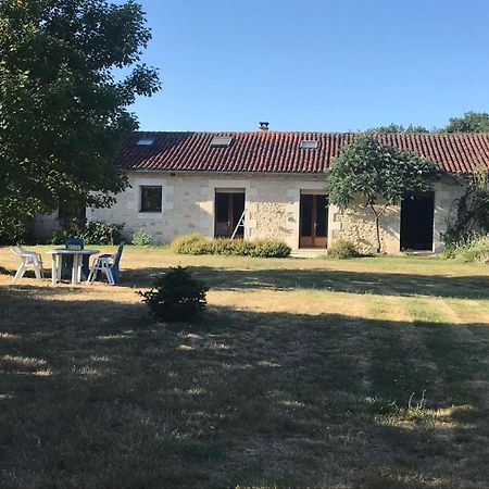 La Fermette Aux Lamas Savigny-Lévescault 외부 사진